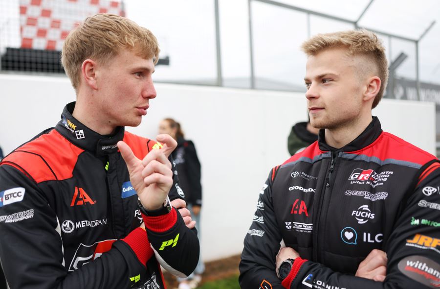 James Dorlin & Ronan Pearson