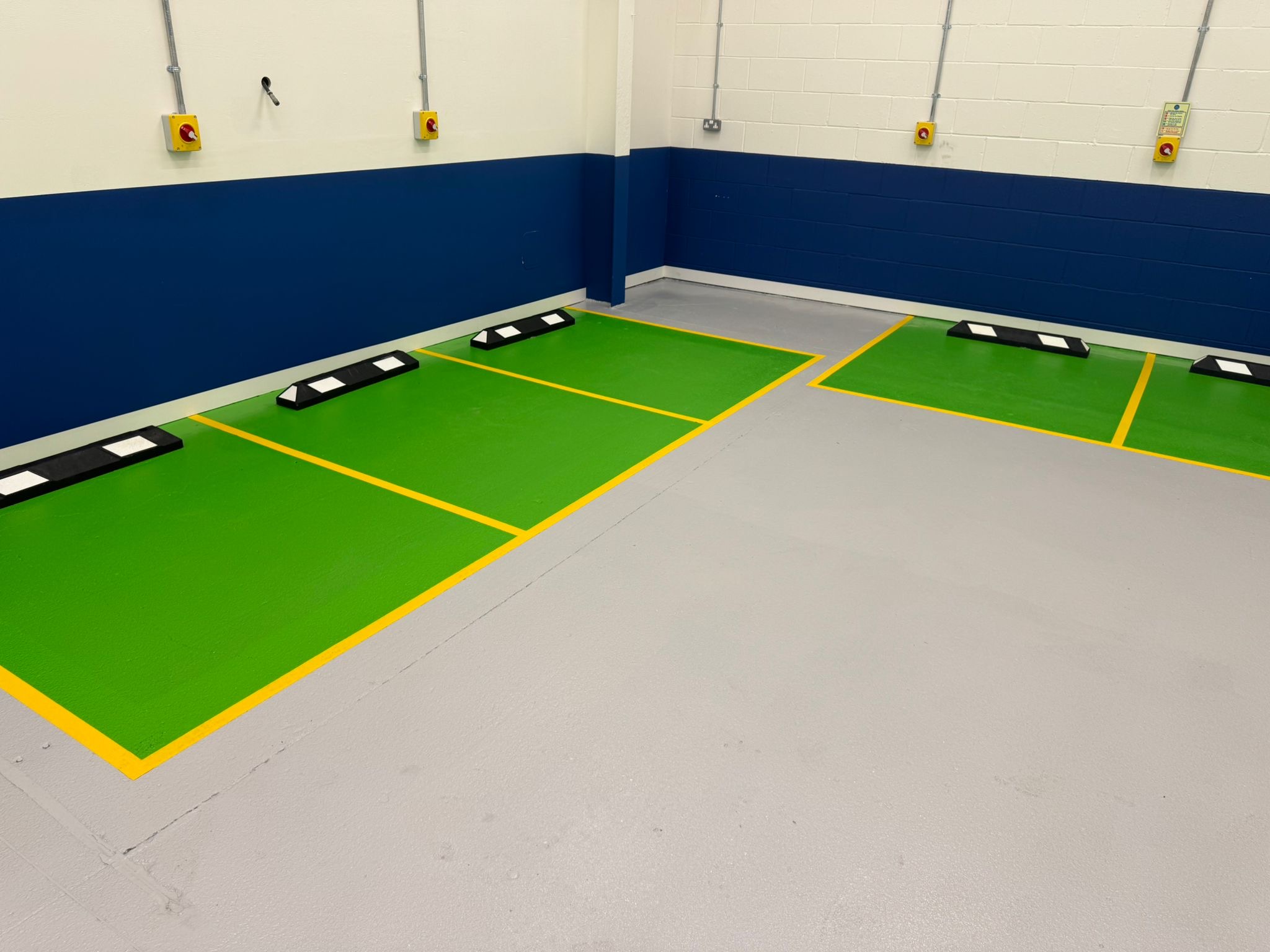 Woco Koverflor Type D floor paint