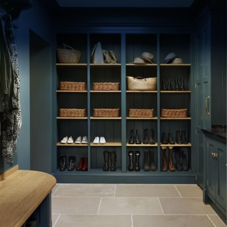 ESTATE INTERIOR PAINTS